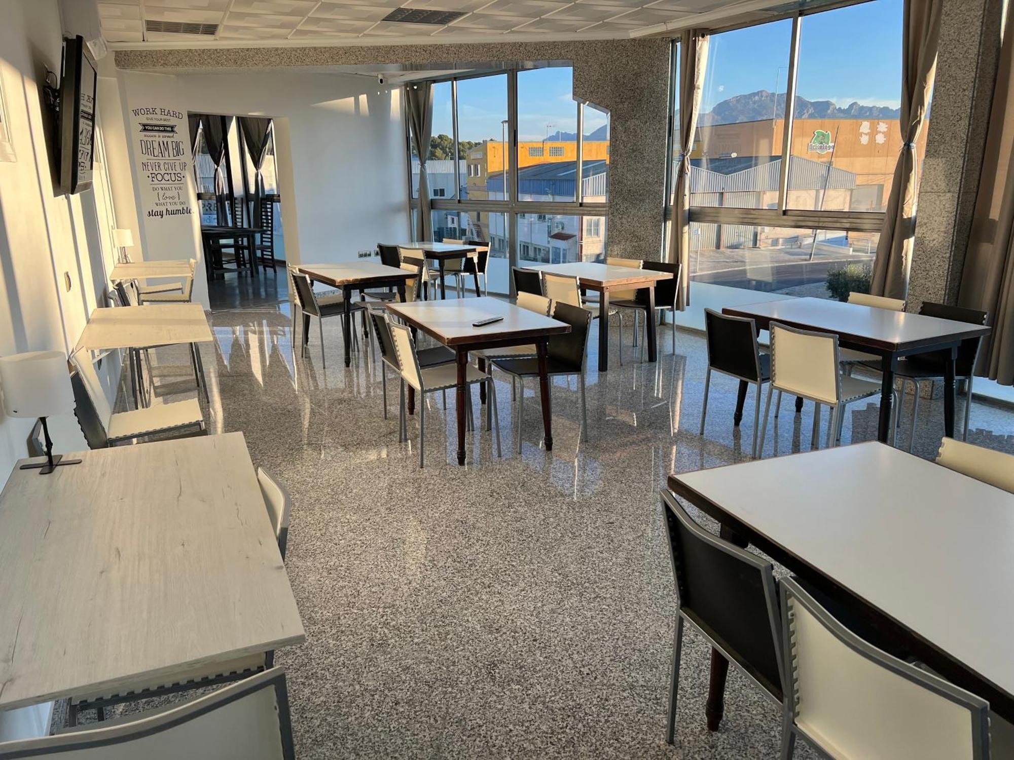 Hostal Kaizen La Nucía Eksteriør bilde
